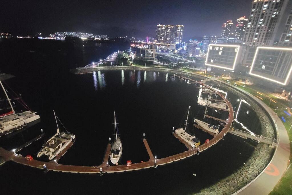The Castle Ocean Marina Double Suite Yeosu Dış mekan fotoğraf