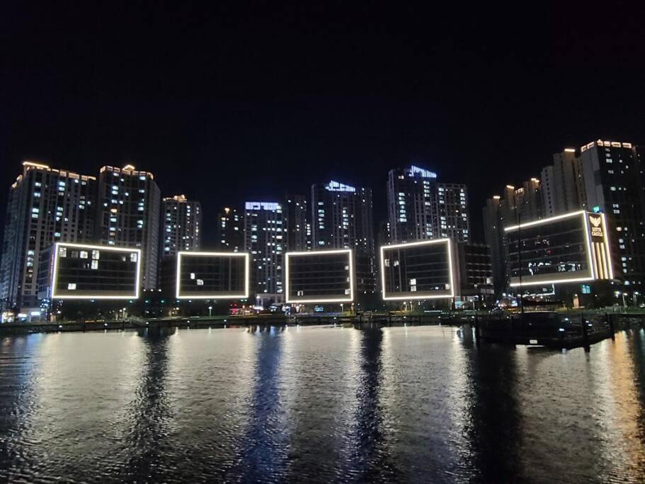 The Castle Ocean Marina Double Suite Yeosu Dış mekan fotoğraf
