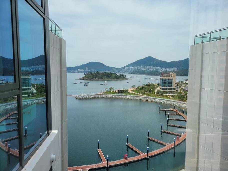 The Castle Ocean Marina Double Suite Yeosu Dış mekan fotoğraf