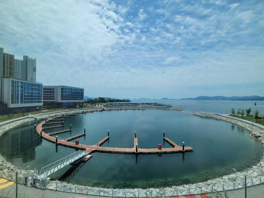 The Castle Ocean Marina Double Suite Yeosu Dış mekan fotoğraf